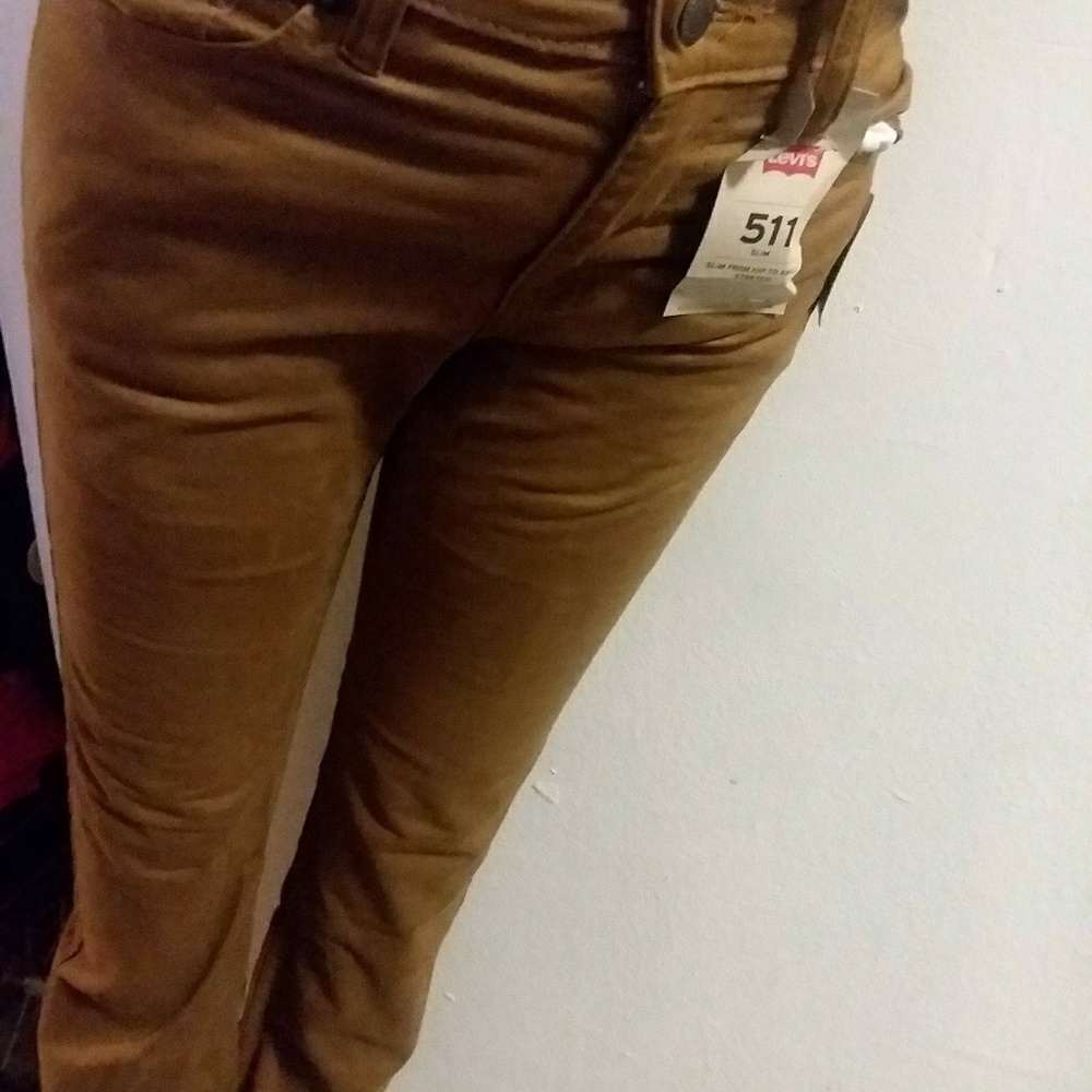 Levis